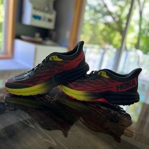 Hoka Speedgoat 5 - Men’s - Size 11 - Brand New